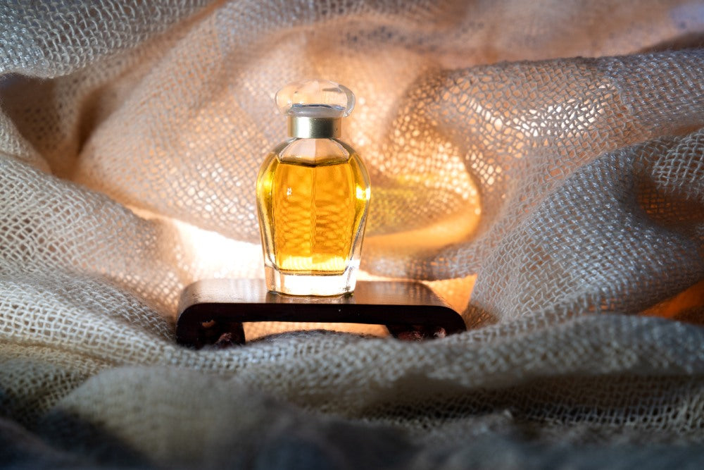 Understanding The Exotic Scent of Oud And Some Popular Options To Choose